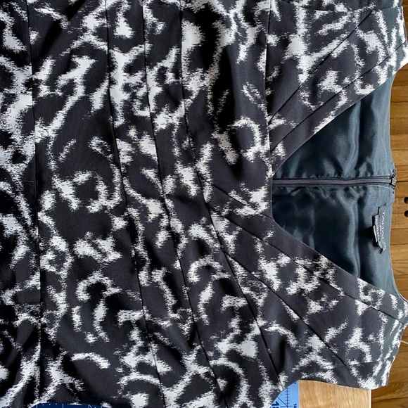 Tahari ASL for Bloomingdales - B&W Cocktail Dress - 10 - Picture 5 of 7